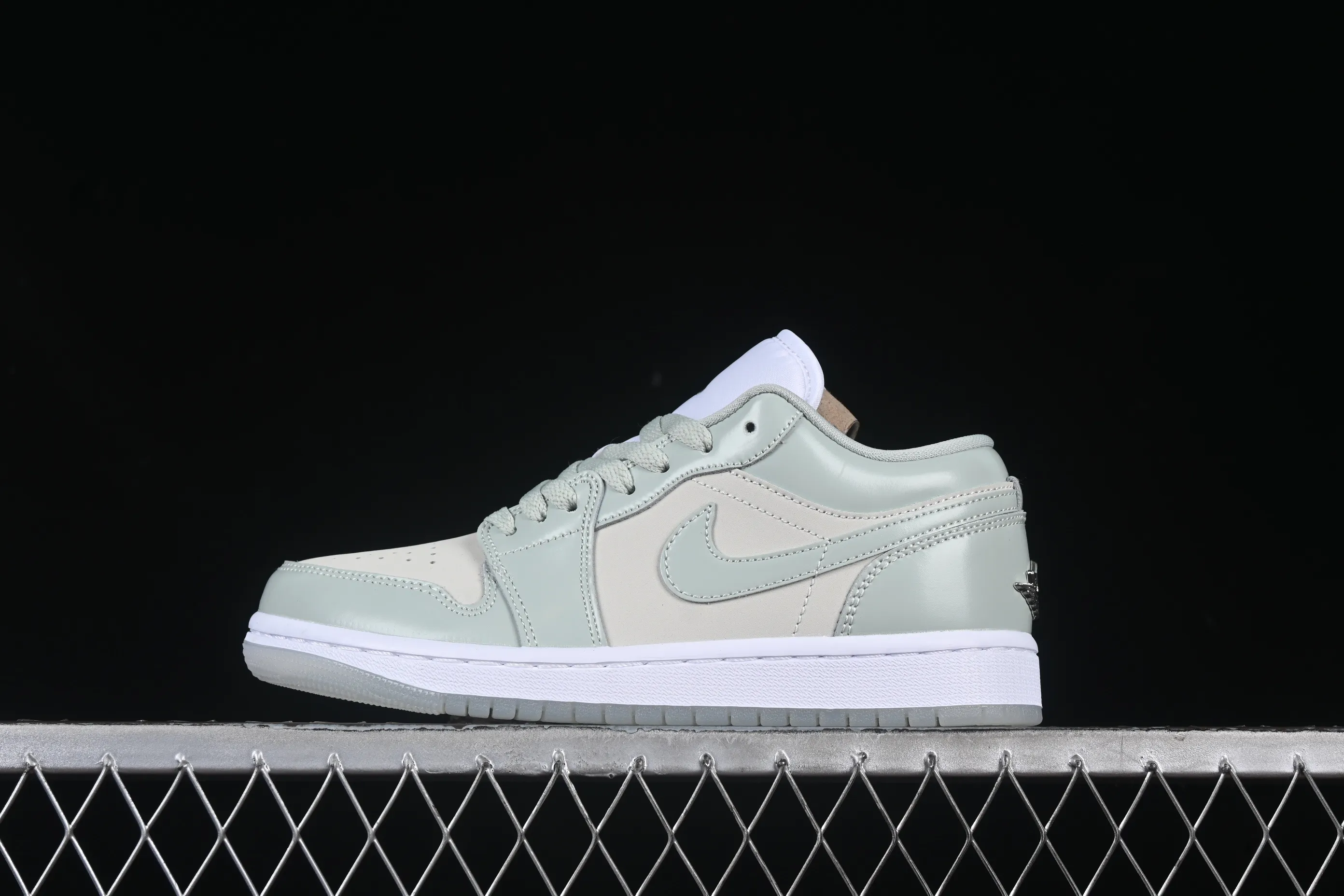 All categories Air Jordan Jordan series basketball shoes Air Jordan 1 Low Air Jordan 1 Low AJ1 Joe 1 amber green low-top cultural and casual sneakers HF4078-100